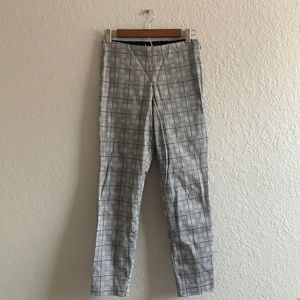 Old Navy Plaid Skinny Straight Leg Pants